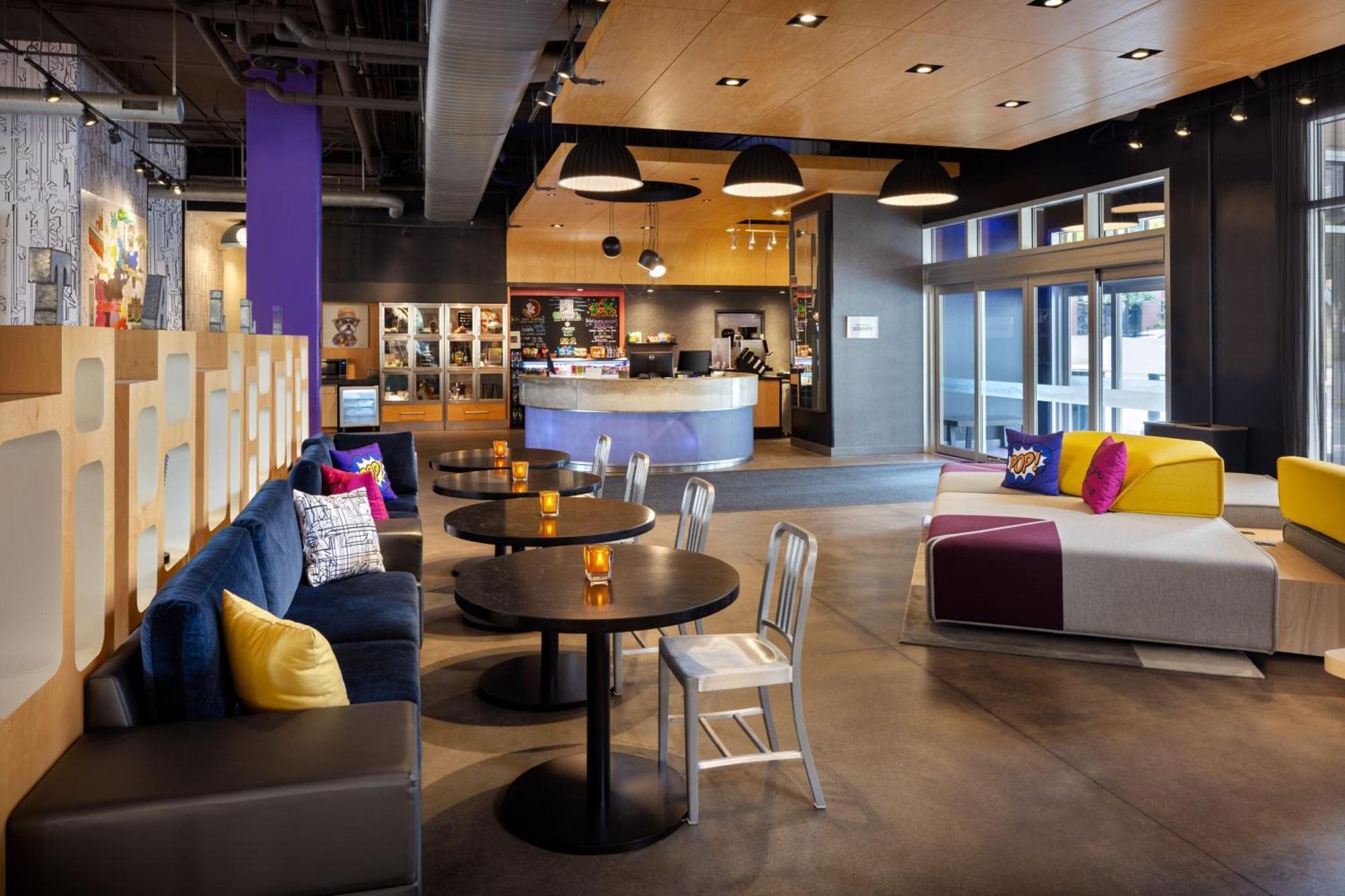 Hotel Aloft Downtown 3*