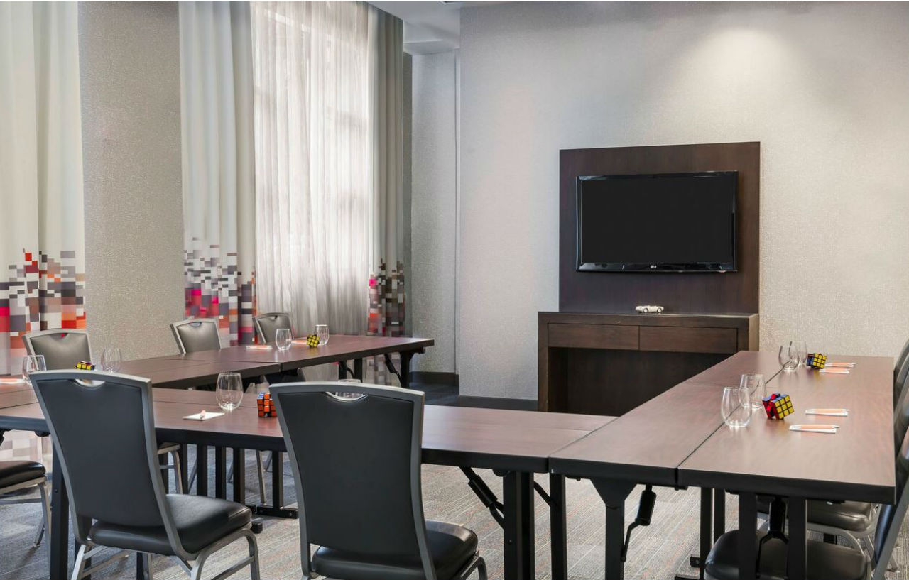 Hotel Aloft Downtown 3*